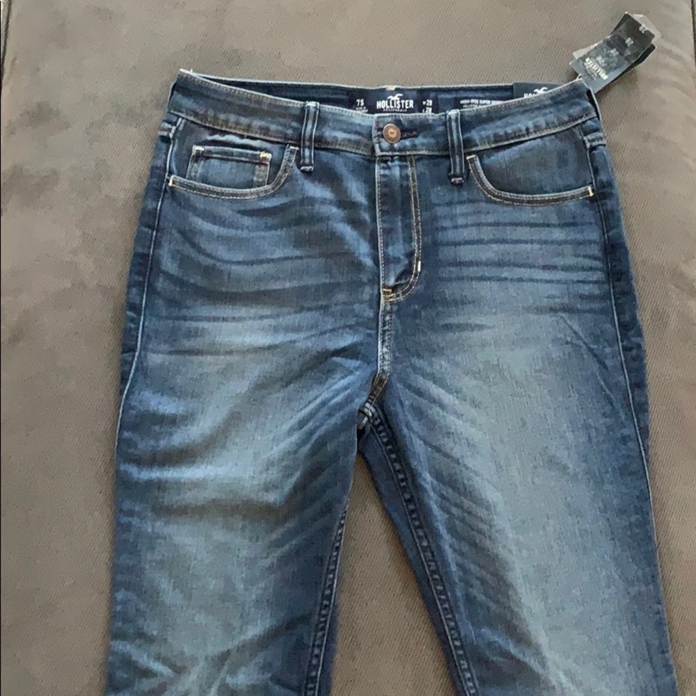 Hollister jeans
